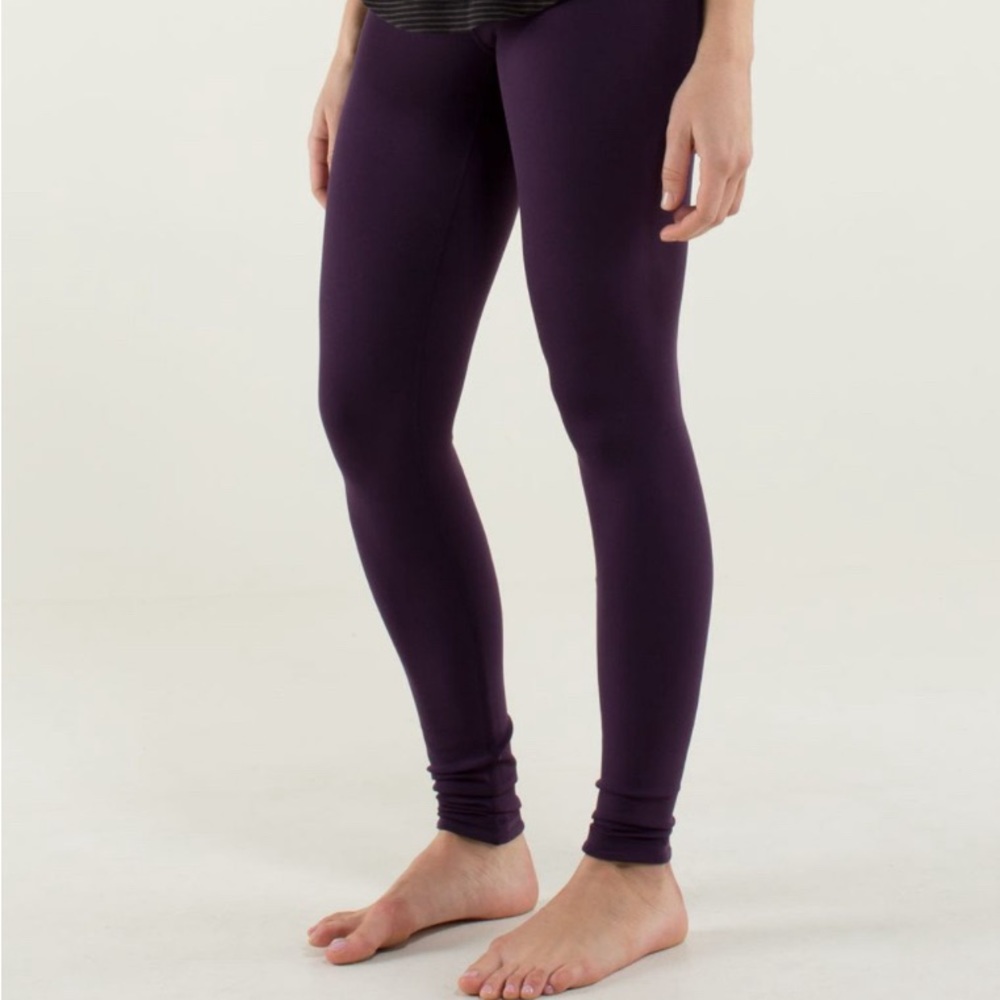 Lululemon Wunder Under Pant *Reversible Size 4 Deep Zinfandel/ Black